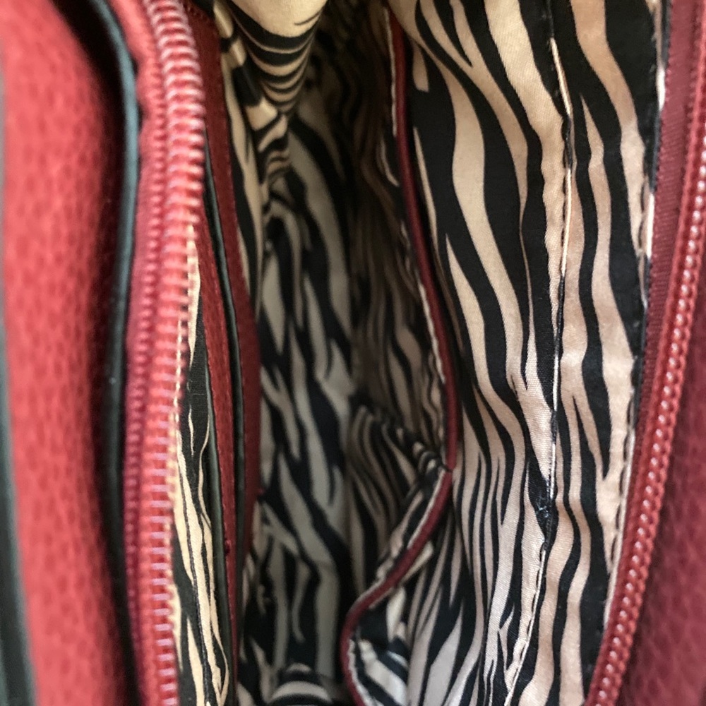 Handbag Republic - Picture 5 of 6